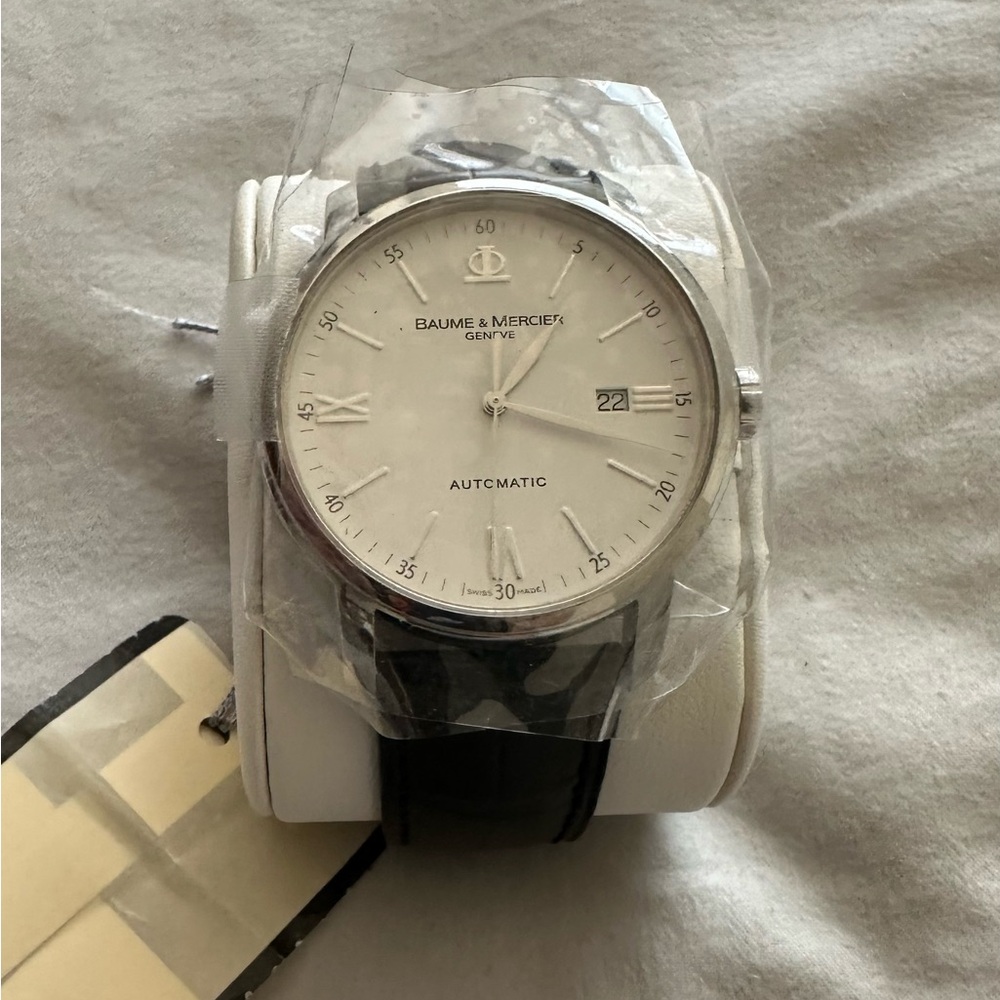 Brand New Baume & Mercier Classima Executives XL Automatic Men’s Watch  M0A08462